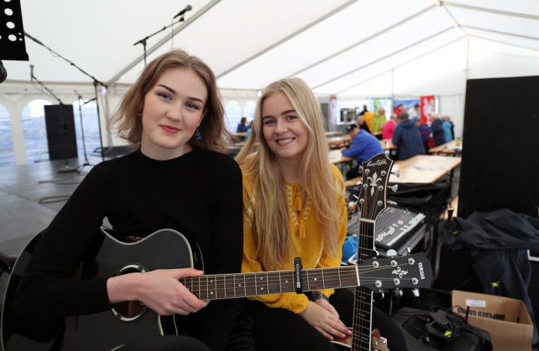 Nora & Karoline fikset både Eidsvåg og Spears