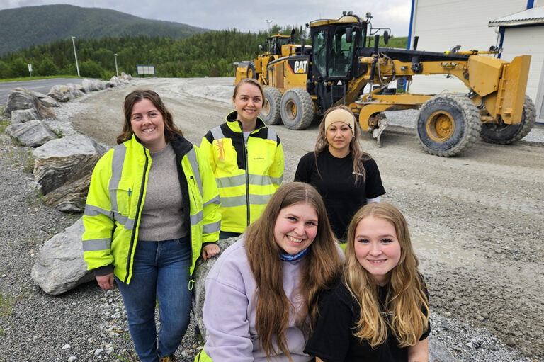 Steintøffe kvinner på Kalken – og flere vil de gjerne bli